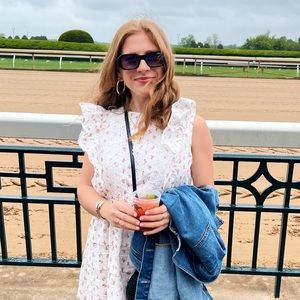 Meet your Posher, Leah